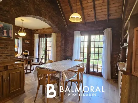 Casa 4 ambientes con 3 baños