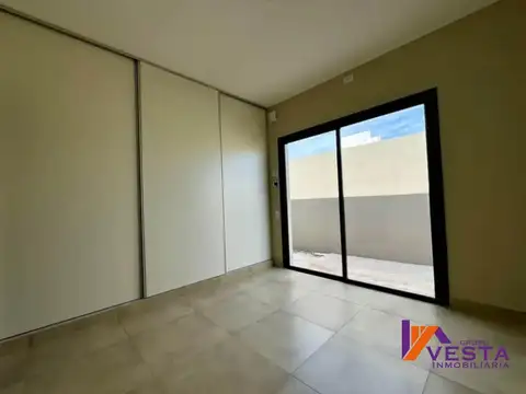 Casa 3 ambientes con 1 baño