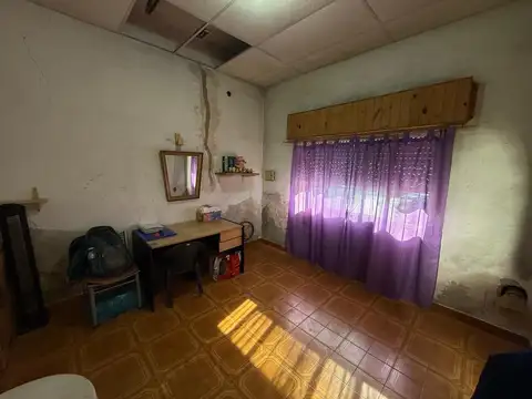 Casa 4 ambientes con 1 baño
