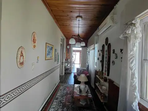 Casa 5 ambientes con 1 baño