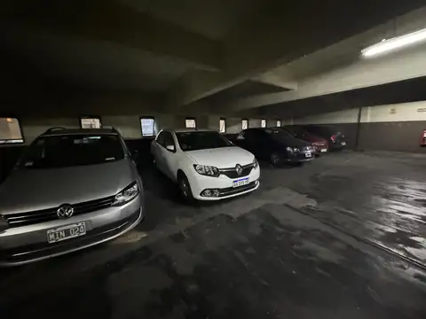 COCHERA EN VENTA RECOLETA - OPORTUNIDAD