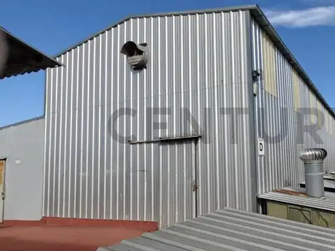 Galpon en Venta 67,17  mts Fondo