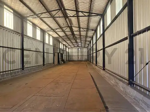 Galpon en Venta 25  mts Frente