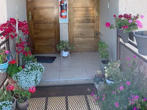 Venta depto 5ta sección, a una cuadra del Parque