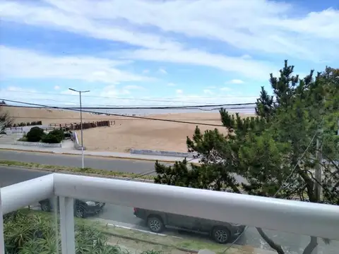 AVENIDA COSTANERA 2200