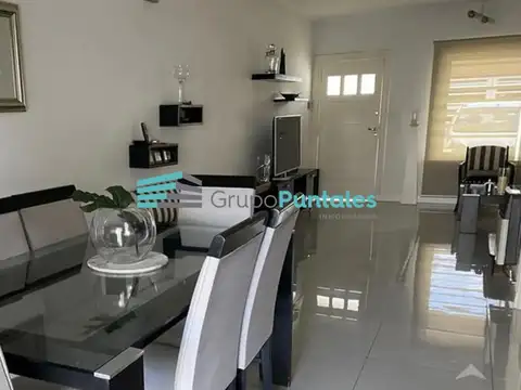 Duplex en venta de 3 ambientes en Adrogue, a metros del Boulevard Shopping