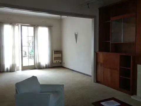 Residencia ideal para uso coorporativo, comercial o profesional en zona Güemes. VENDIDO