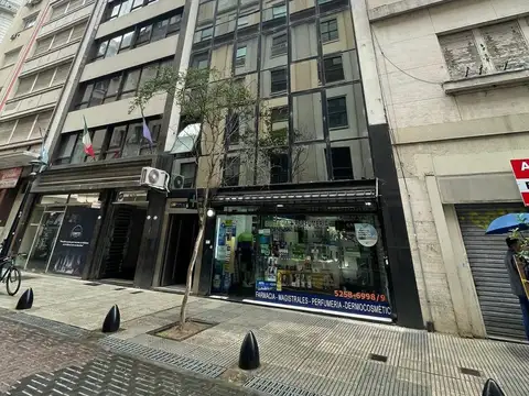 VENTA OFICINA COMERCIAL MICROCENTRO EDIFCIO MODERN