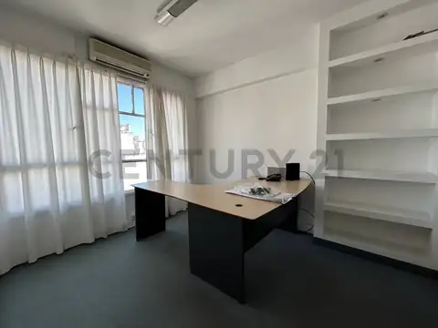 ALQUILER OFICINA 5 AMBIENTES EN MICROCENTRO