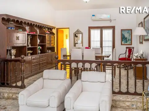 Tres Cerritos. Los Pomelos 100