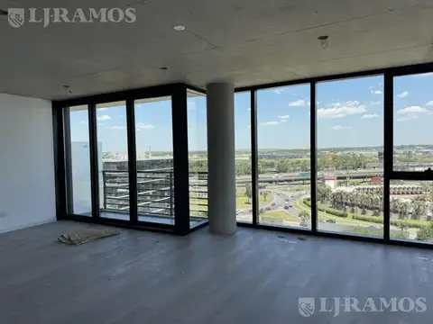 Oficina en Alquiler con 4 cocheras