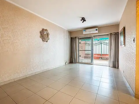 Alberdi Juan Bautista Av. al 1100