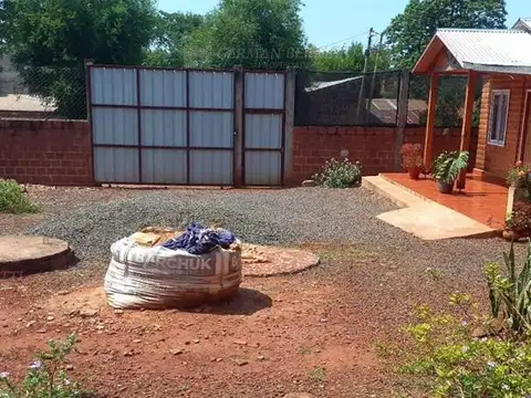 Casa 2 ambientes con 1 baño