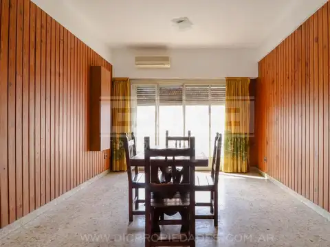Depto Tipo Casa 3 ambientes con 2 baños