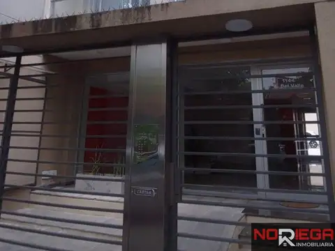 Departamento en alquiler c/ cochera en Muñiz