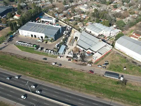 Galpon en Venta en Francisco Alvarez, USD 500.000