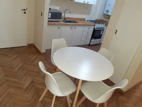 DEPARTAMENTO CON BALCON CONTRAFRENTE SUPER LUZ