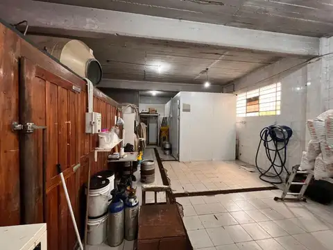 Galpon en Venta en Villa Ballester, USD 85.000