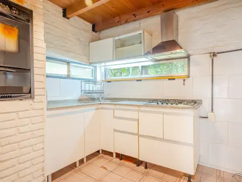 CASA VENTA 3 AMB B° LOS CARACOLES - ING MASCHWITZ