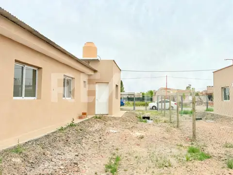 Depto Tipo Casa en Venta 1 año