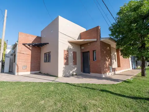 López y Planes 3200