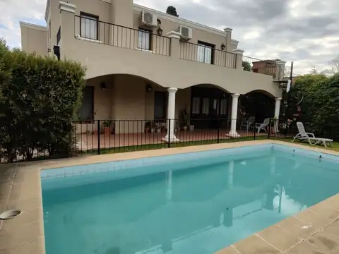 VENTA  PROPIEDAD COUNTRY BANCO PROVINCIA 6 AMB.