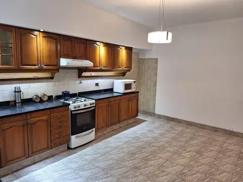 Casa en Alquiler en Arroyito, $ 2.000.000