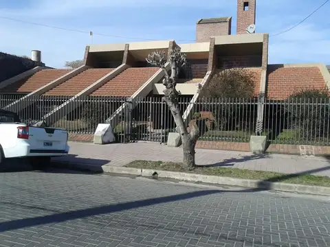 CASA EN VENTA COSQUIN UBICACION IDEAL