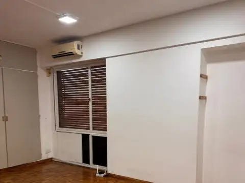 Corrientes 700, Piso 9