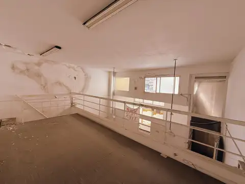 Local en Venta 40 años