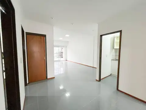 Alquiler Casa Uso Comercial / Profesional. Barrio Abasto. Rosario.