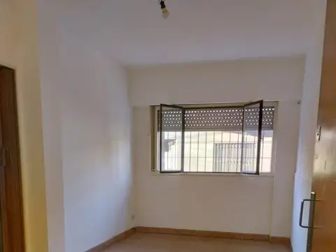 Departamento en Venta en Santos Lugares, USD 55.000