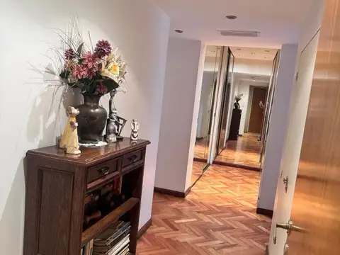 Departamento en Venta en Caballito 4 dormitorios, Malvinas Argentinas 200