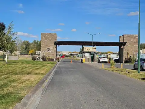 Terreno en Venta en Plottier, USD 57.000