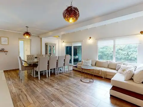 Casa en Venta en Pablo Nogues, USD 349.900