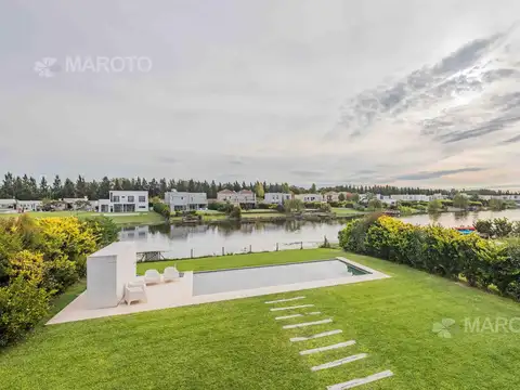 Casa en Venta de 4 dormitorios