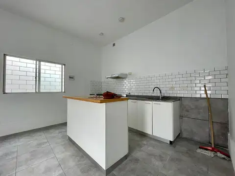 Depto Tipo Casa 3 ambientes con 1 baño