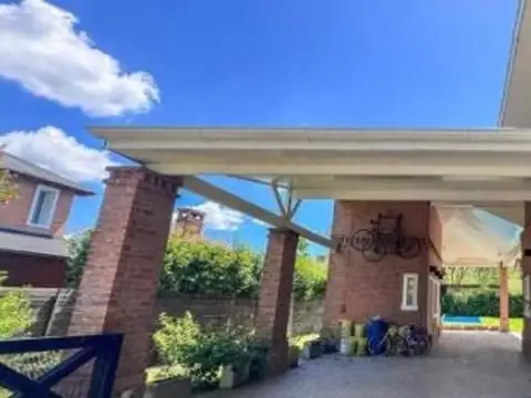 Almirante. Guillermo Brown 2151