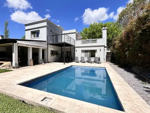 Casa en Venta de 4 dormitorios