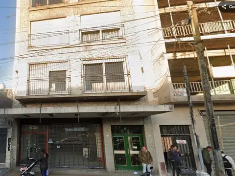 Amplio Dpto 2 amb  C/fte Alquiler Amoblado Lanús