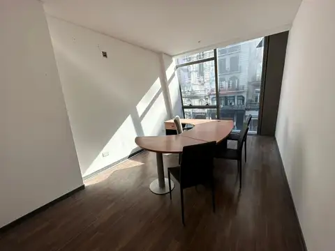 Oficina en Alquiler en Centro, USD 2.300