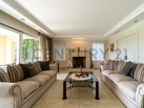 VENTA Casa de Lujo en Country Buenos Aires Golf Club con Vista a la Cancha de Golf