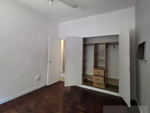 Depto Tipo Casa en Venta con 2 cocheras