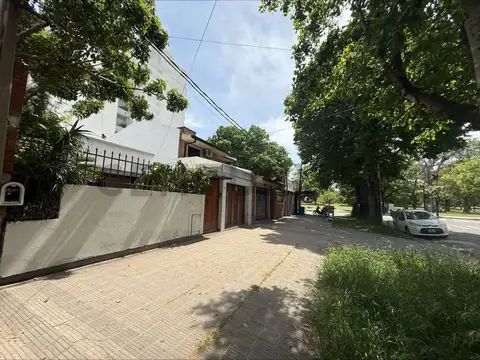 25 e/ 54 y 55 1000, Piso 0