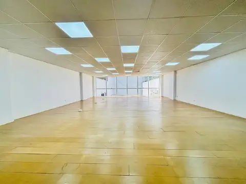 Oficina Monoambiente con 2 baños