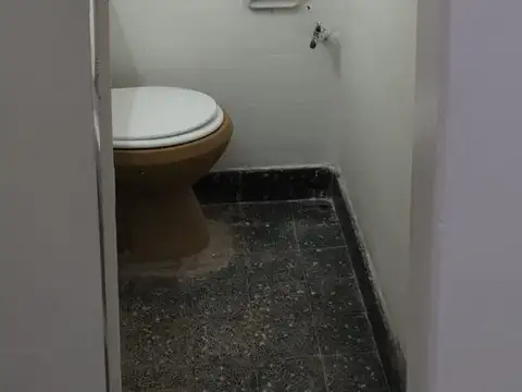 ALQUILER DE LOCAL BARRIO DE PARQUE CHAS