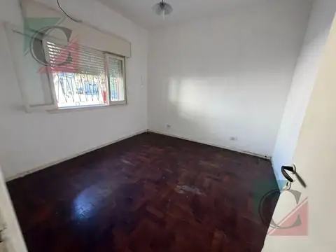 Casa en Alquiler en Lanus Oeste, $ 450.000
