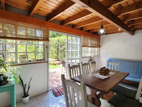 Casa 3 ambientes con 1 baño