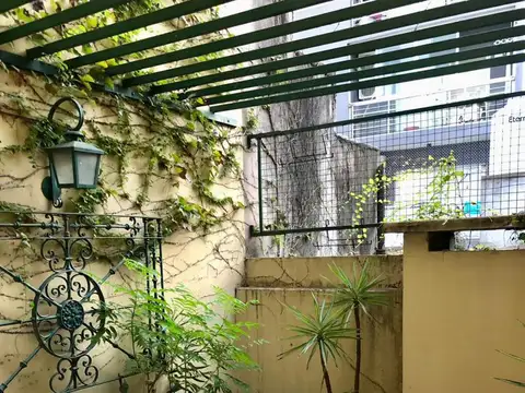 Oficina en Alquiler en Barrio Norte, USD 2.000