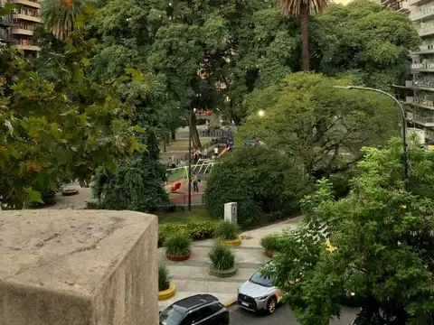 Oficina 5 ambientes con 1 baño